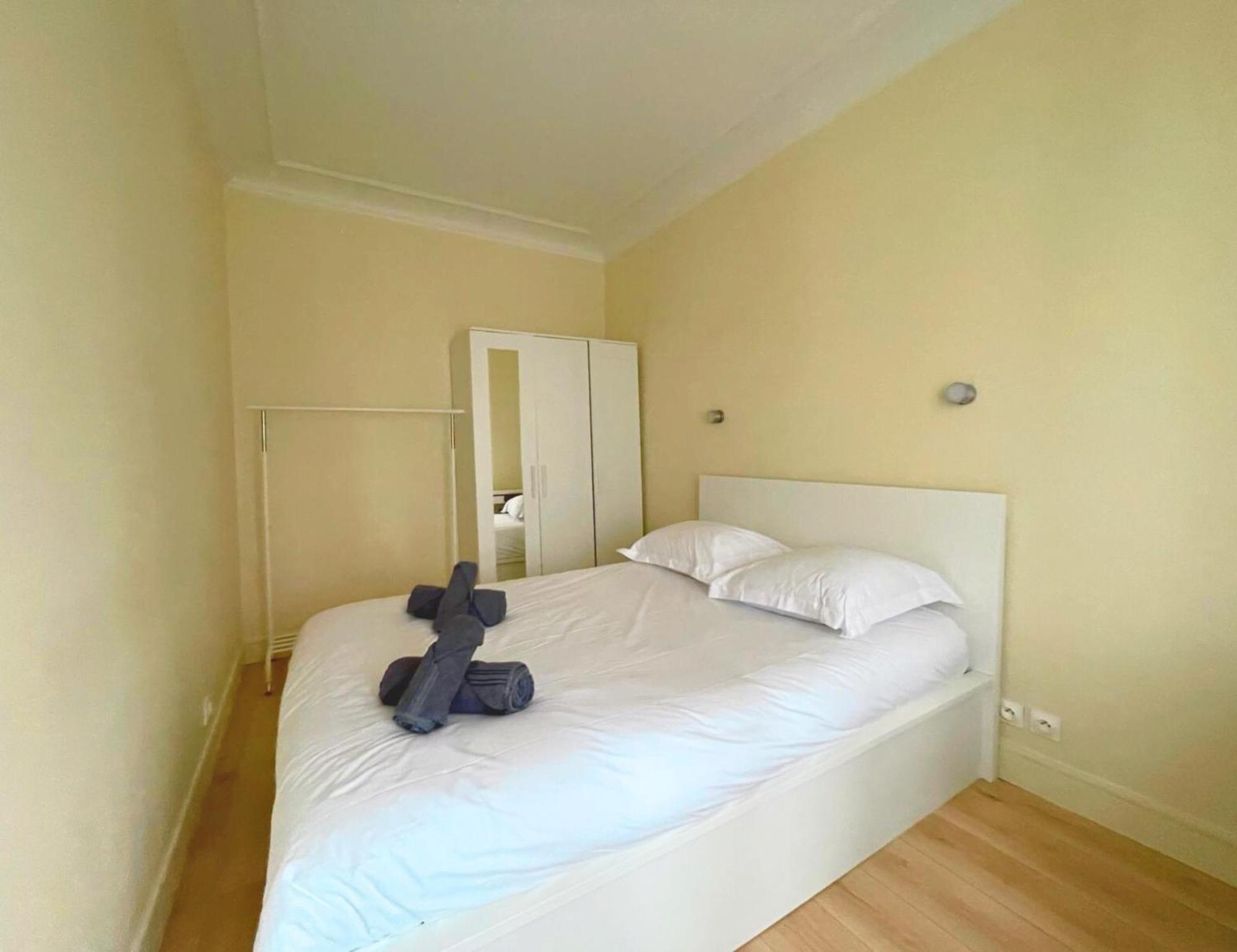 Chambre Lit Double Et Salon Avec Canape-Lit A 10 Minutes Des Champs Elysees 巴黎 外观 照片